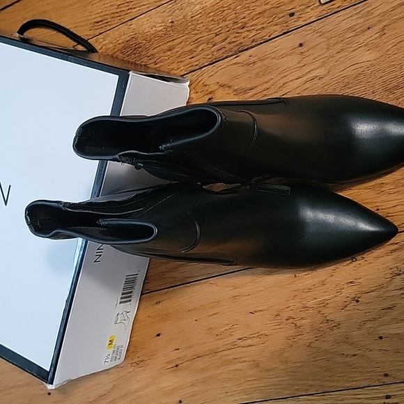 Nine West Boot - Picture 2 of 4